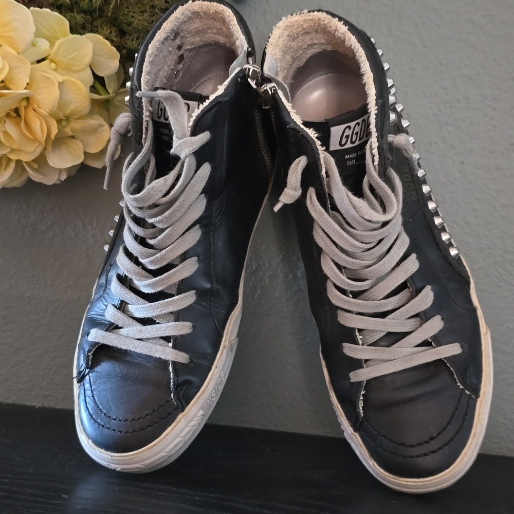 Golden Goose SLIDE Stud Detail Size 37 - Picture 7 of 17